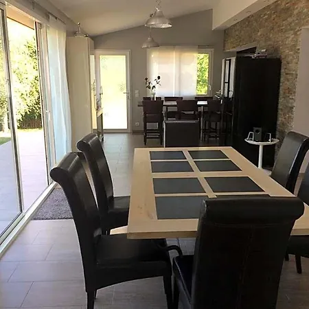 D Hotes Couette Et Campagne Bed & Breakfast