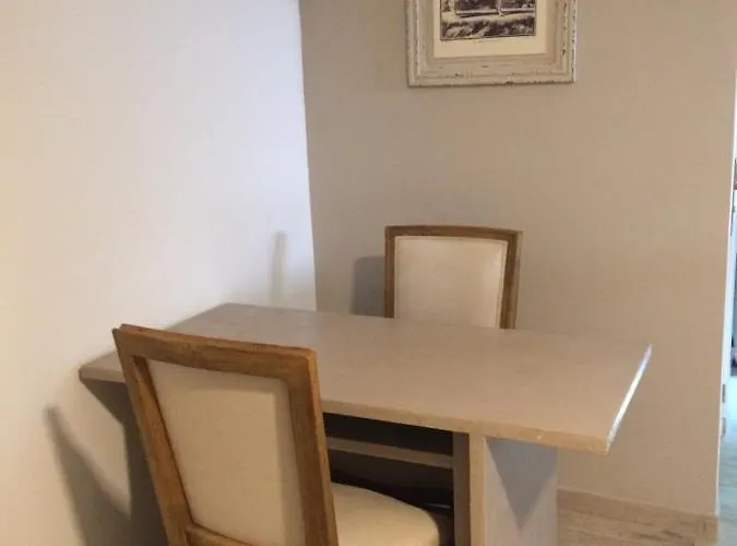 D Hotes Couette Et Campagne לינה וארוחת בוקר Luceau