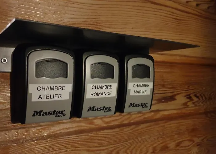 D Hotes Couette Et Campagne לינה וארוחת בוקר Luceau